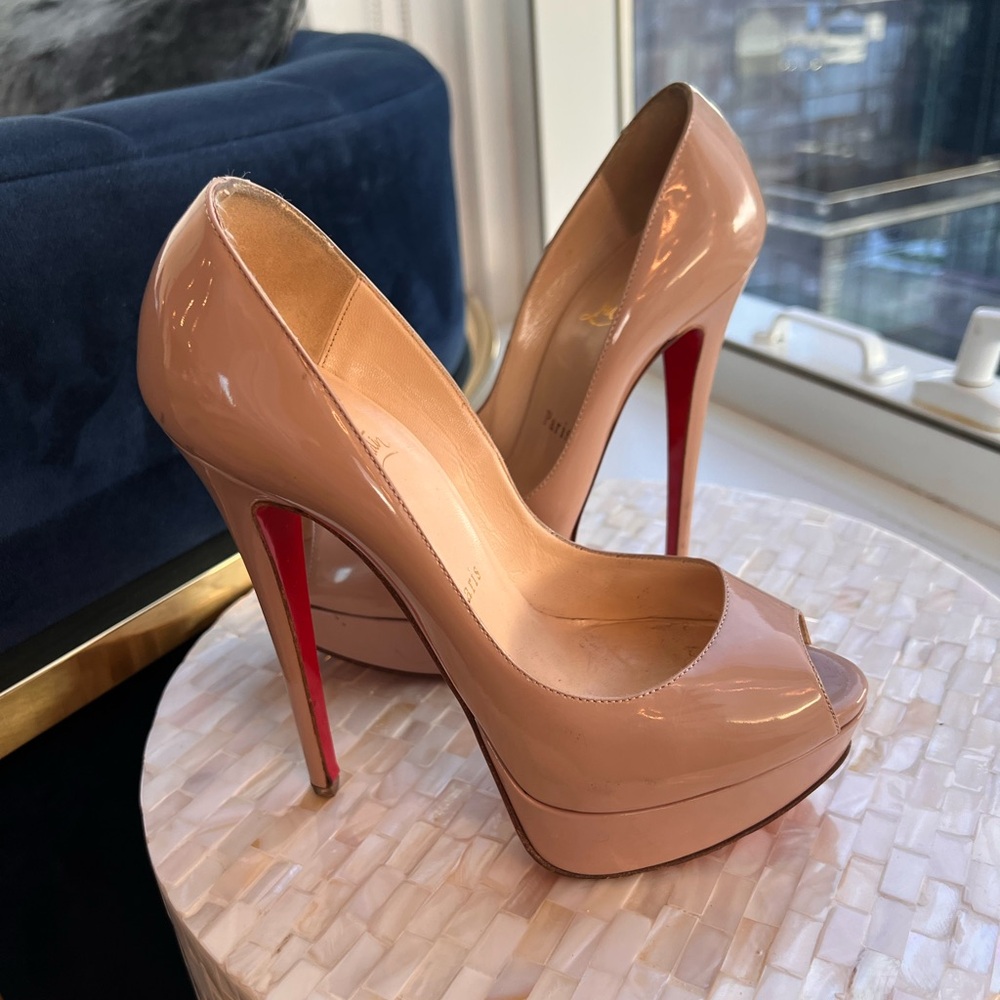 Christian Louboutin Beige Patent Leather Lady Peep Pumps Size 37